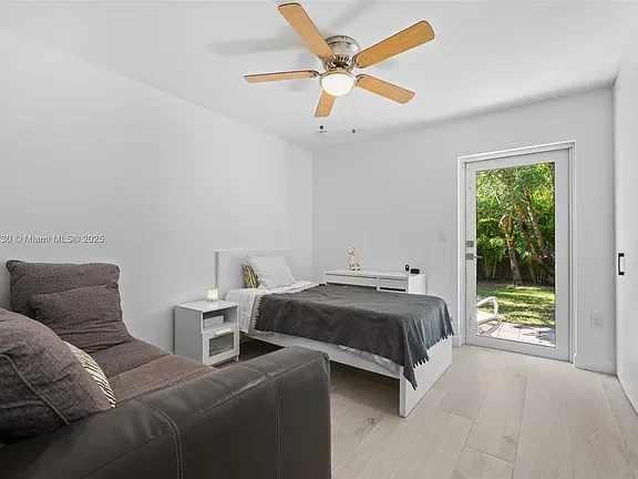 spacious 5 BED Beautiful Miami Home-7