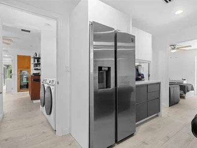 spacious 5 BED Beautiful Miami Home