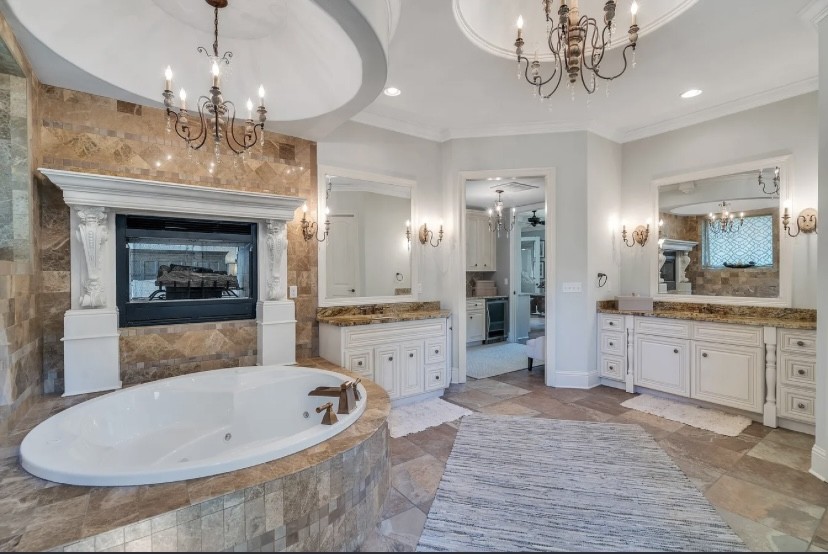 6 bedrooms single family residence-10