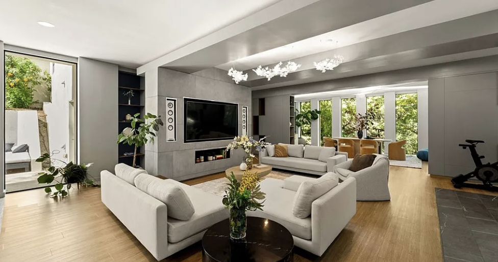 4 Bedrooms at Bridge House Estate-13